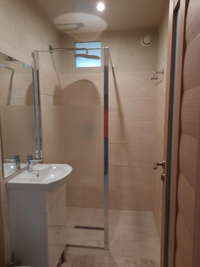 Home Uranus Brasov Luaran gambar